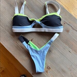 OneOne Colorblock Bikini Set